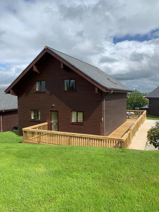 Retallack Resort 4 Bedroom Lodge - Hot Tub For Hire On Request -Pool & Spa 帕兹托 外观 照片