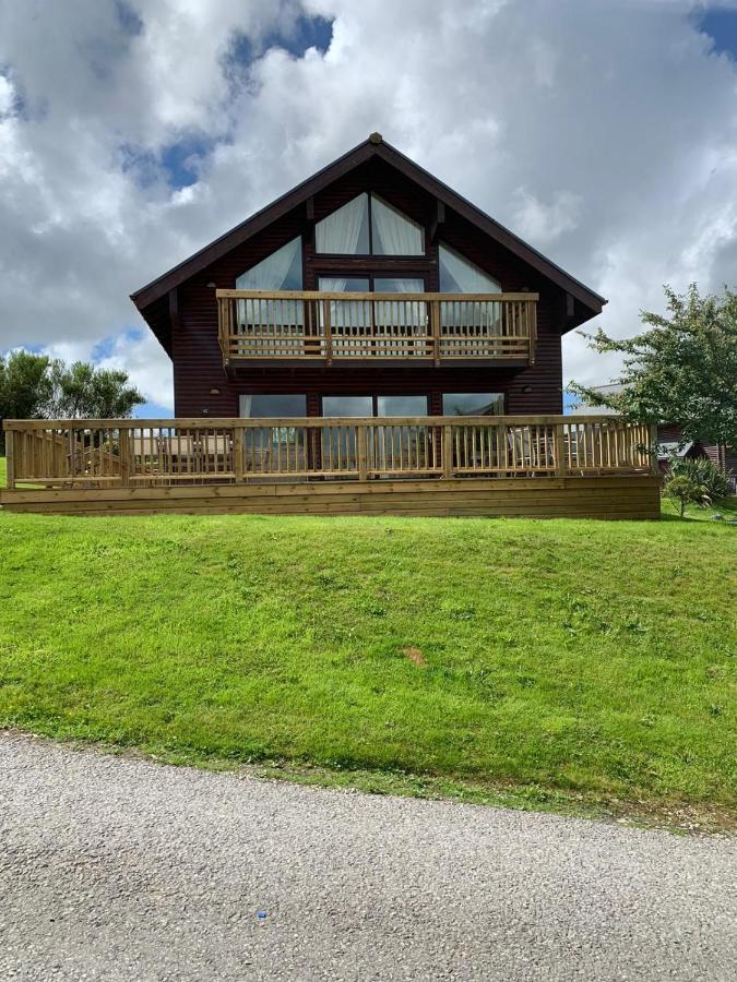 Retallack Resort 4 Bedroom Lodge - Hot Tub For Hire On Request -Pool & Spa 帕兹托 外观 照片